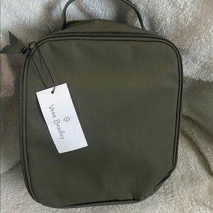 🆕💚VERA BRADLEY LUNCH BUNCH, ”Climbing Ivy Green”